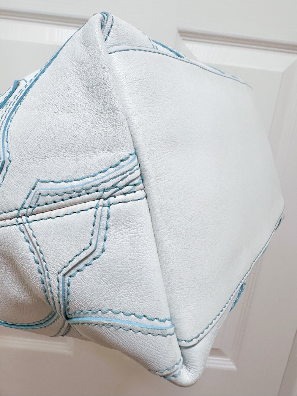 Coach Legacy Omotesando Flagship Duffle White Leather Patchwork Crossbody 23421 - Picture 15 of 16